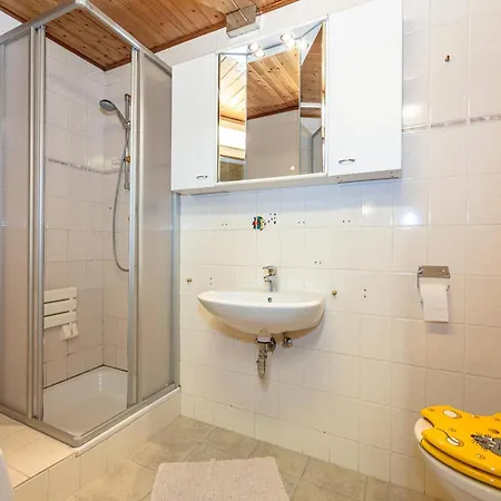 In Neukirchen Near Wildkogel, Cleaning Included Tatil Evi *